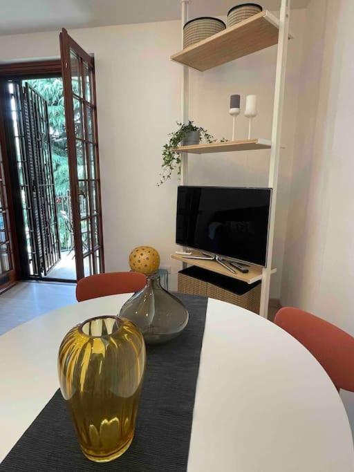 Grazioso Appartamento In Condominio Nel Verde Buccinasco Buitenkant foto